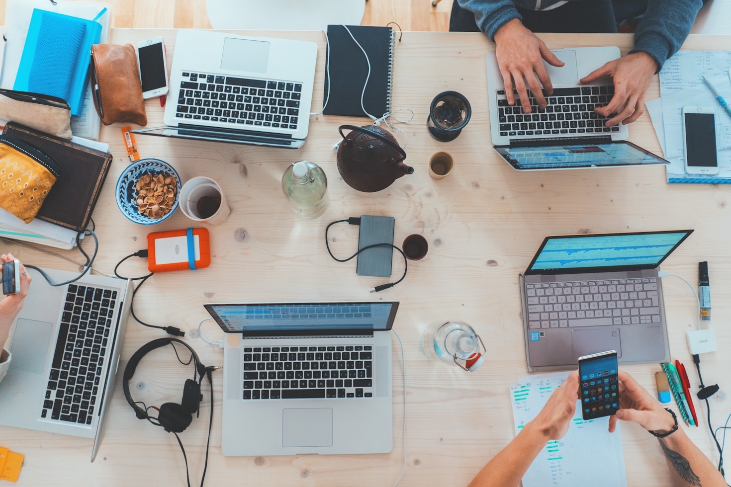 Why AI Tools are Essential for Digital Entrepreneurs